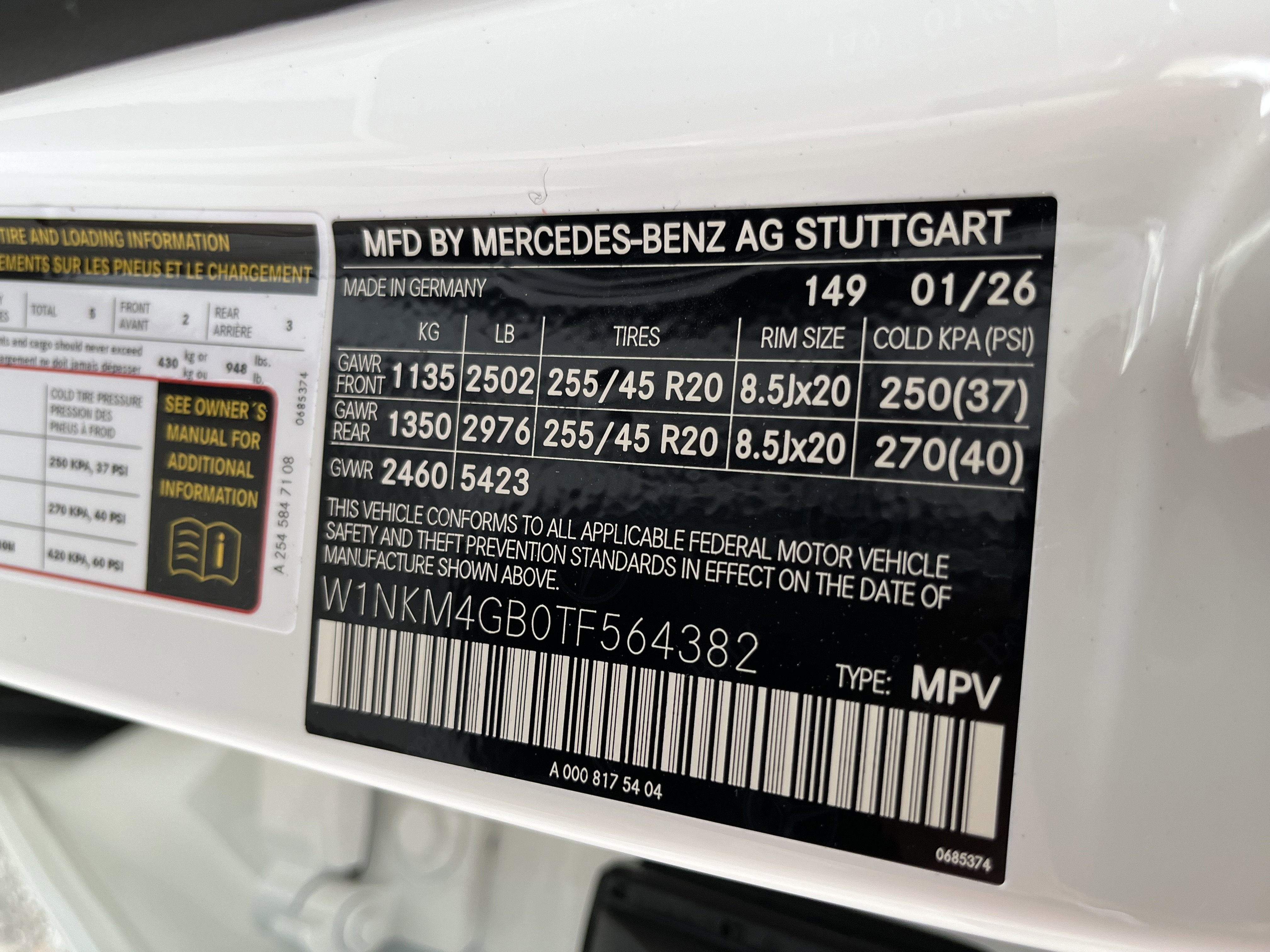 New 2026 POLAR WHITE Mercedes-Benz GLC 300 image 30
