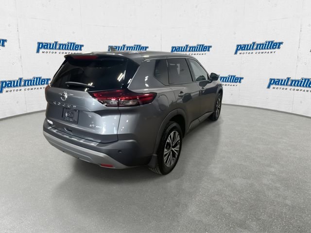 Certified Used 2021 Gun Metallic Nissan SV image 10