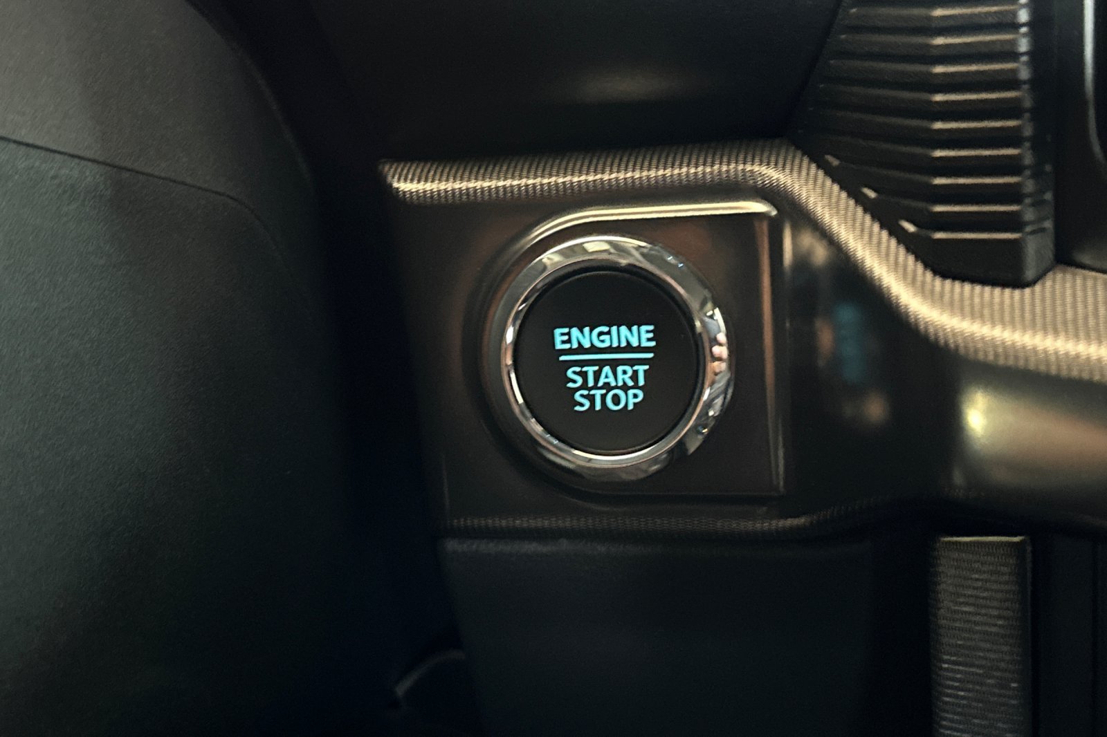 Used 2024 Gray Ford Platinum image 23