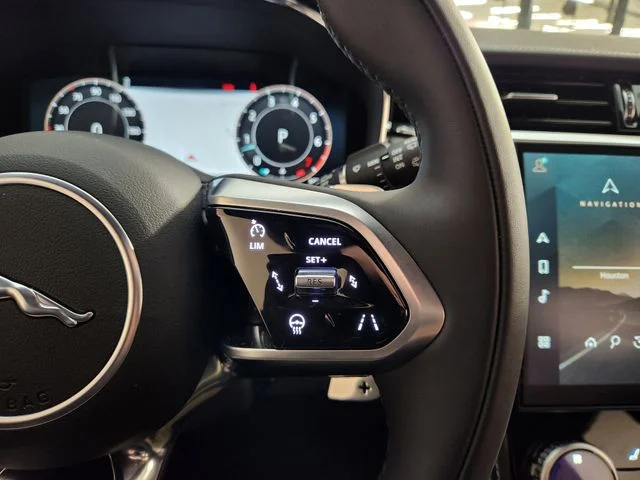 2026 Jaguar F-Pace R-Dynamic S - Photo 29