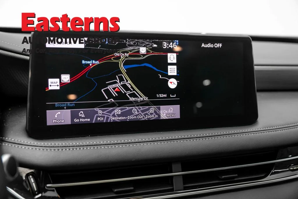 Used 2023 Black INFINITI LUXE image 19