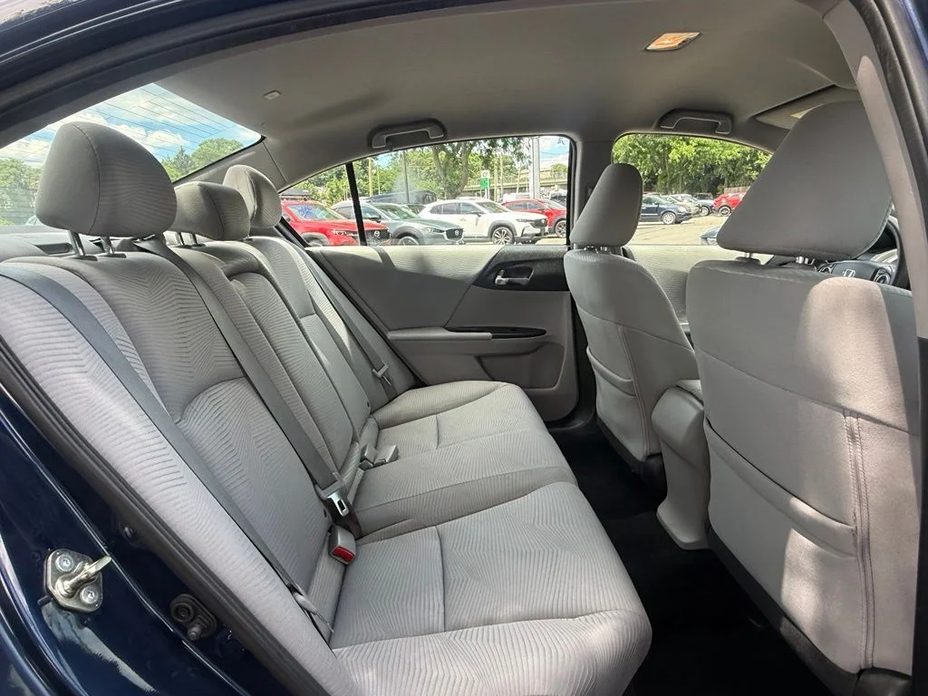 Used 2015 Blue Honda LX image 25