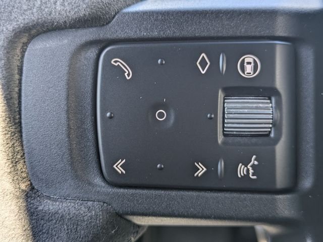Used 2024  Land Rover V8 image 26