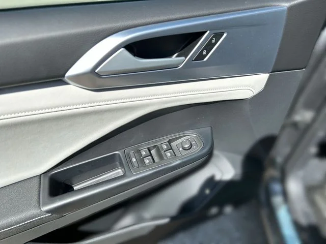New 2026 Gray Volkswagen 1.5T SE image 14