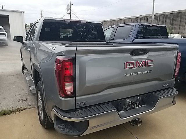 Used 2024 Sterling Metallic GMC SLE image 19
