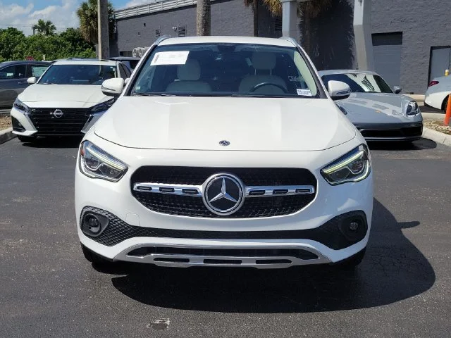 Used 2022  Mercedes-Benz GLA 250 image 2
