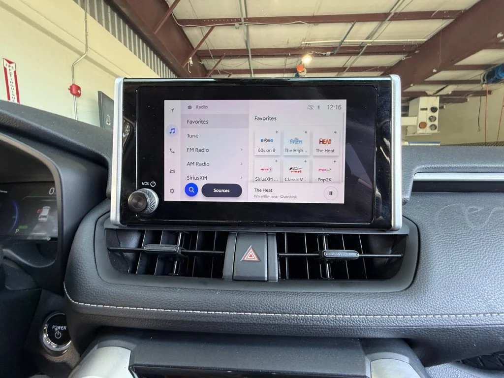 Used 2025 Silver Toyota XLE image 21