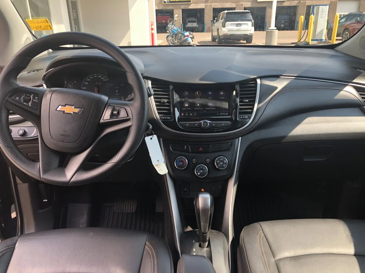 Used 2022 Blue Chevrolet AWD 4dr LT w/ Leather image 16