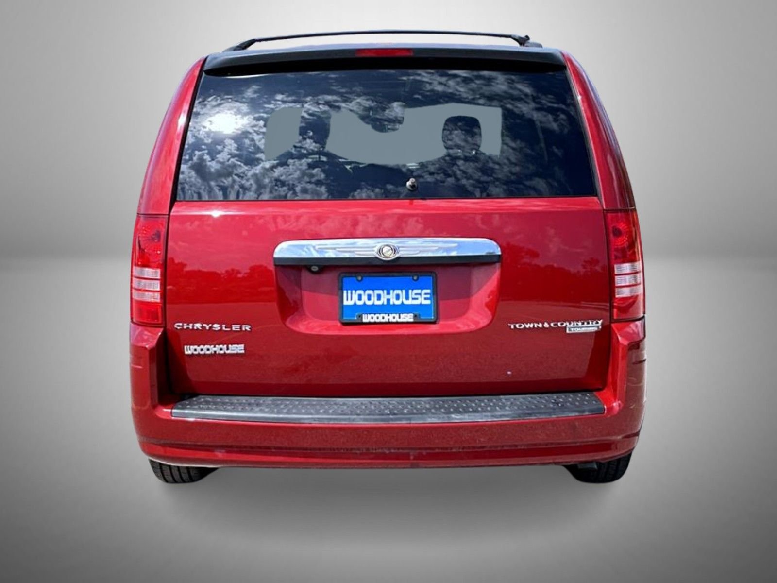 Used 2010 Red Chrysler Touring image 6