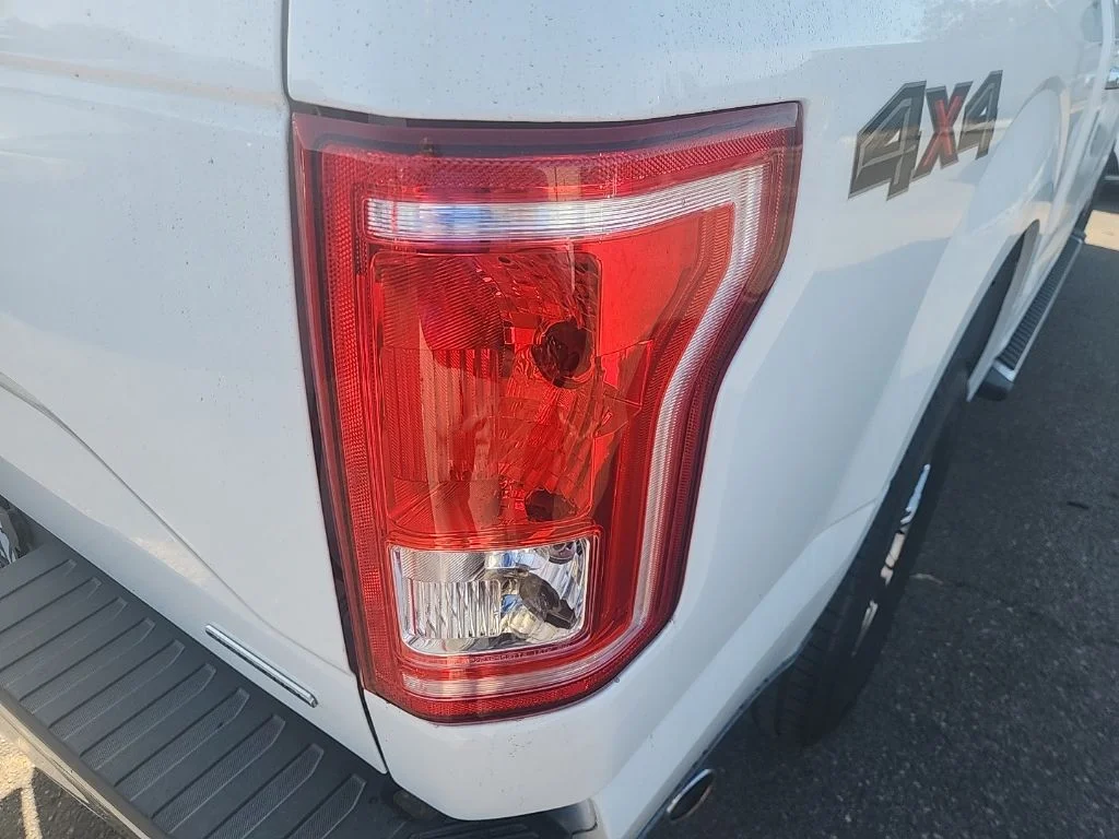 Used 2016 White Ford XLT image 14