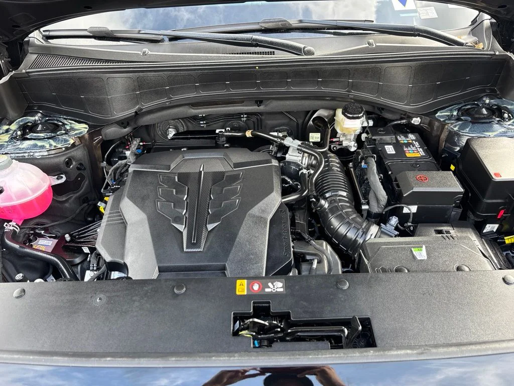 Certified Used 2026 Black Hyundai SEL Premium image 12