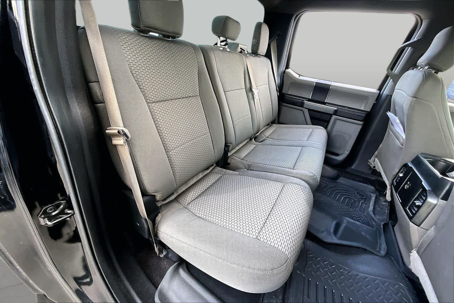 Used 2016 Shadow Black Ford XLT image 20