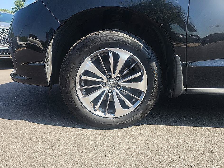 Used 2018 Crystal Black Pearl Acura w/Advance Pkg image 8