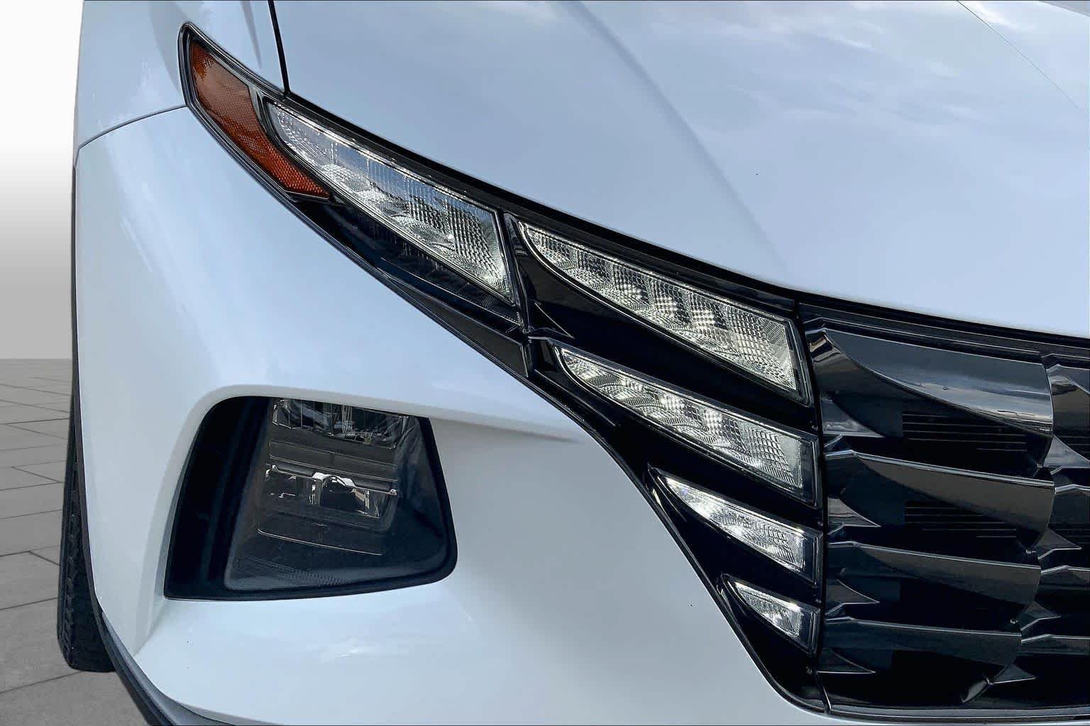 Used 2022 Quartz White Hyundai SEL image 26