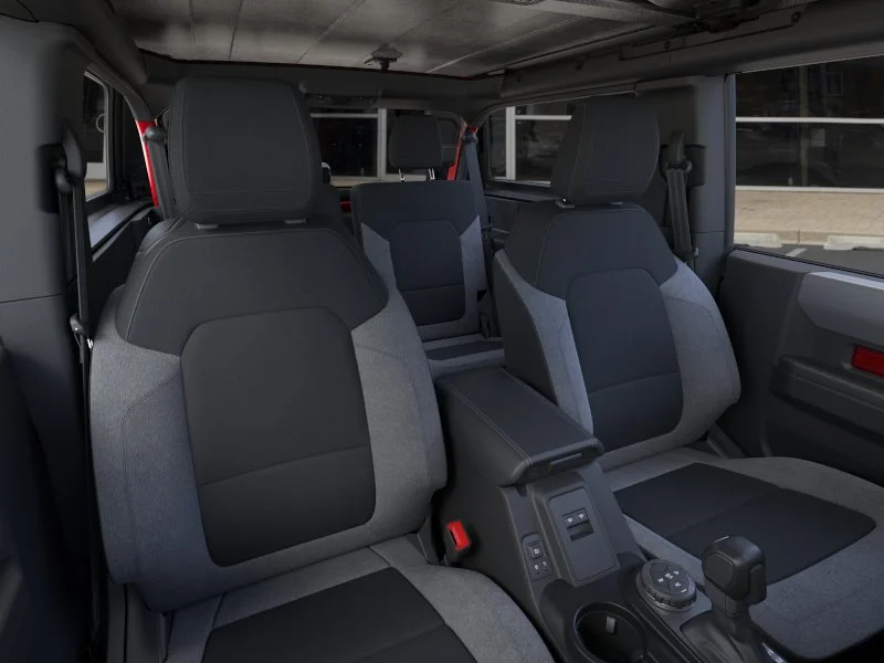 2025 Ford Bronco 2-Door Base - Photo 10