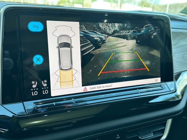 New 2026 Black Volkswagen 2.0T SE w/Technology image 23