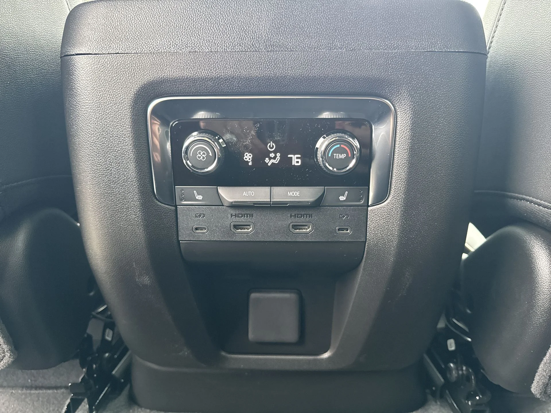 2026 Chevrolet Suburban Premier - Photo 59