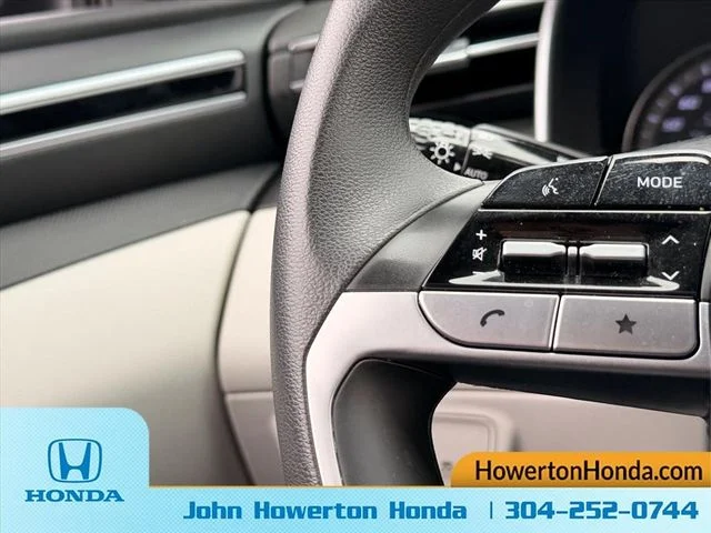 Used 2024 Black Hyundai SEL image 18