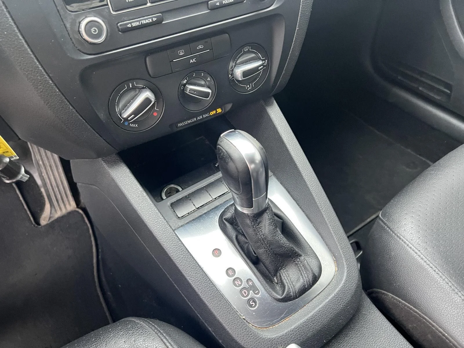 2013 Volkswagen Jetta SE - Photo 25