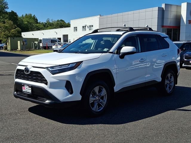 Used 2024 White Toyota XLE image 4