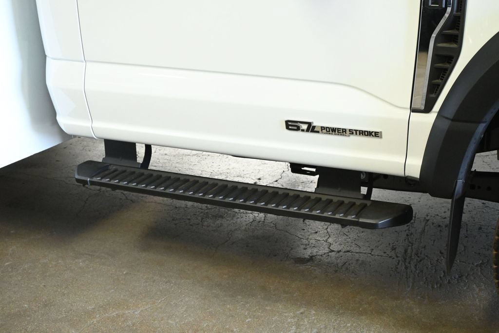 New 2026 Oxford White Ford XL image 27