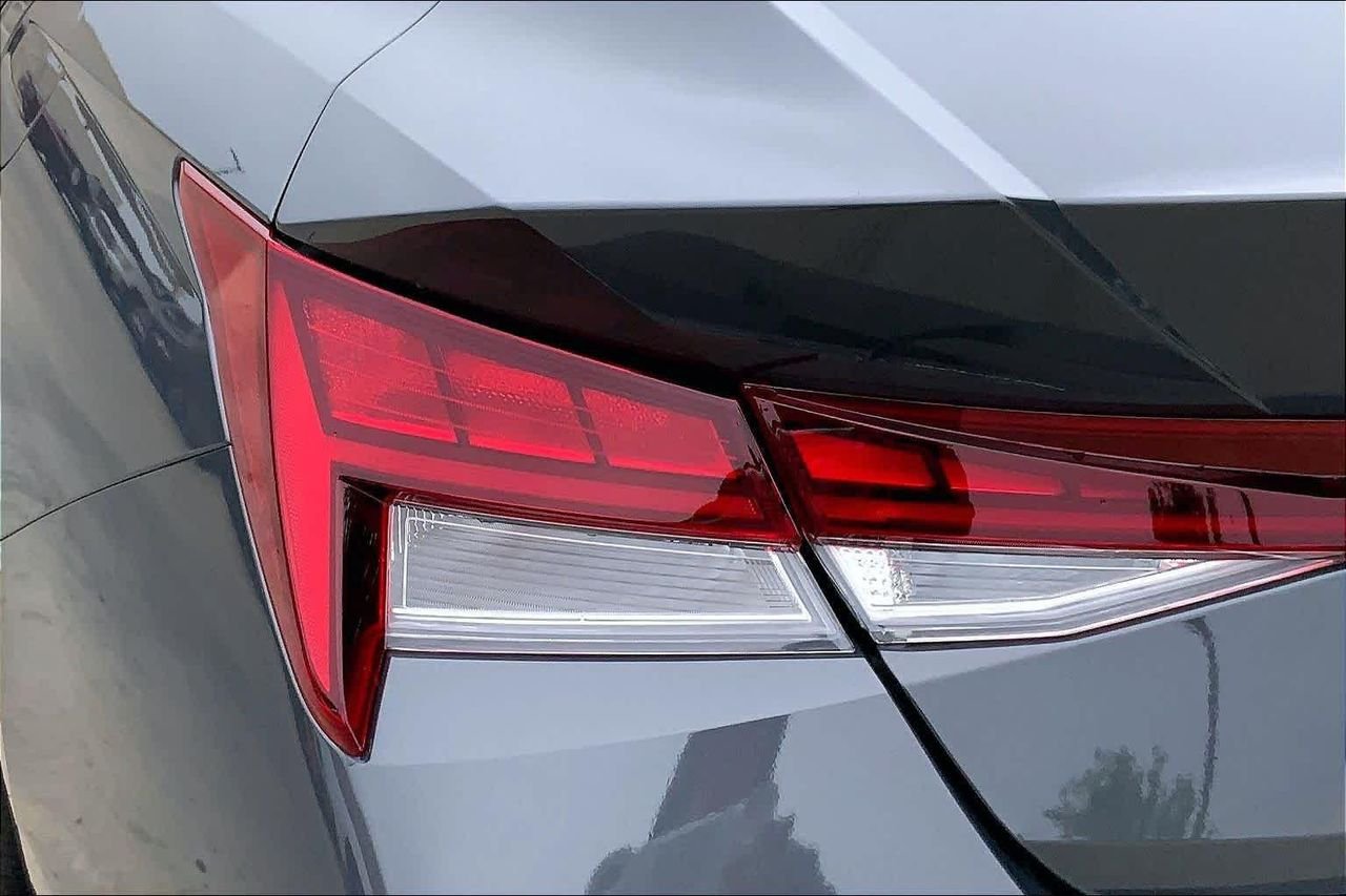 New 2026 Ecotronic Gray Hyundai Limited image 14