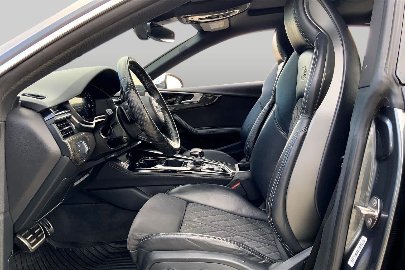 Used 2022 Daytona Gray Pearl Effect Audi Premium Plus image 8