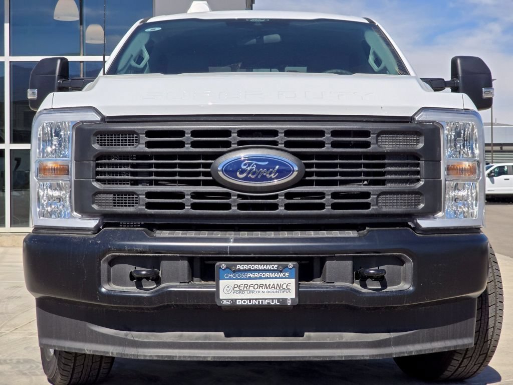 New 2026 Oxford White Ford XL image 2