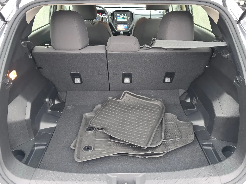 Used 2024 Ice Silver Metallic Subaru  image 4