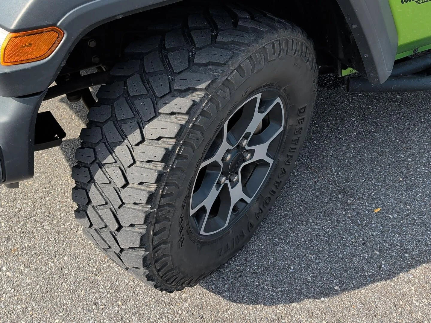 Used 2019 Mojito! Clearcoat Jeep Sport S image 13