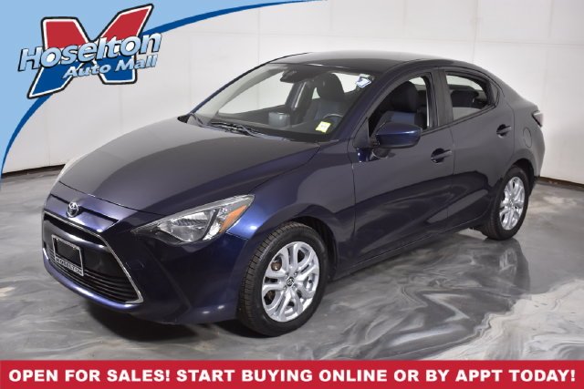 2017 Toyota Yaris iA Base