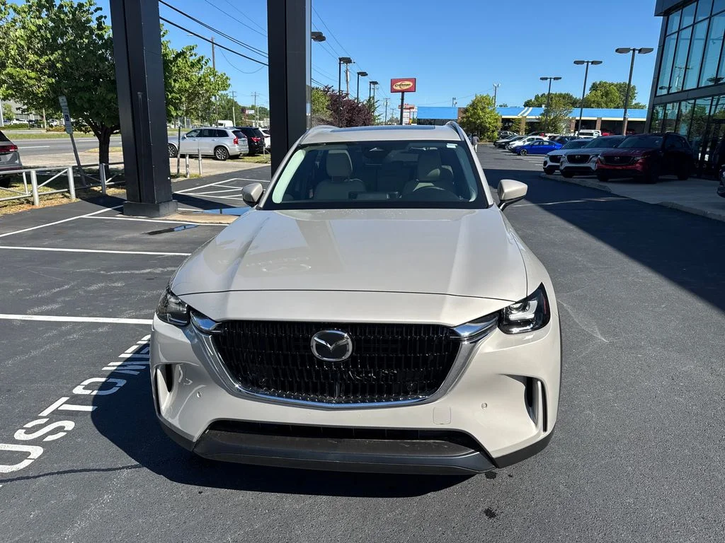 New 2026 Platinum Mazda 3.3 Turbo Preferred image 8