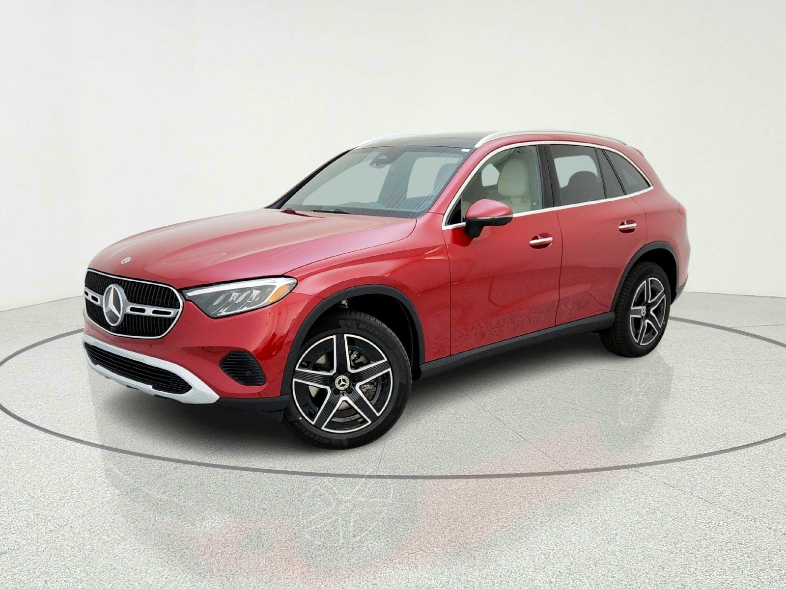 2026 Mercedes-Benz GLC GLC 300's photo