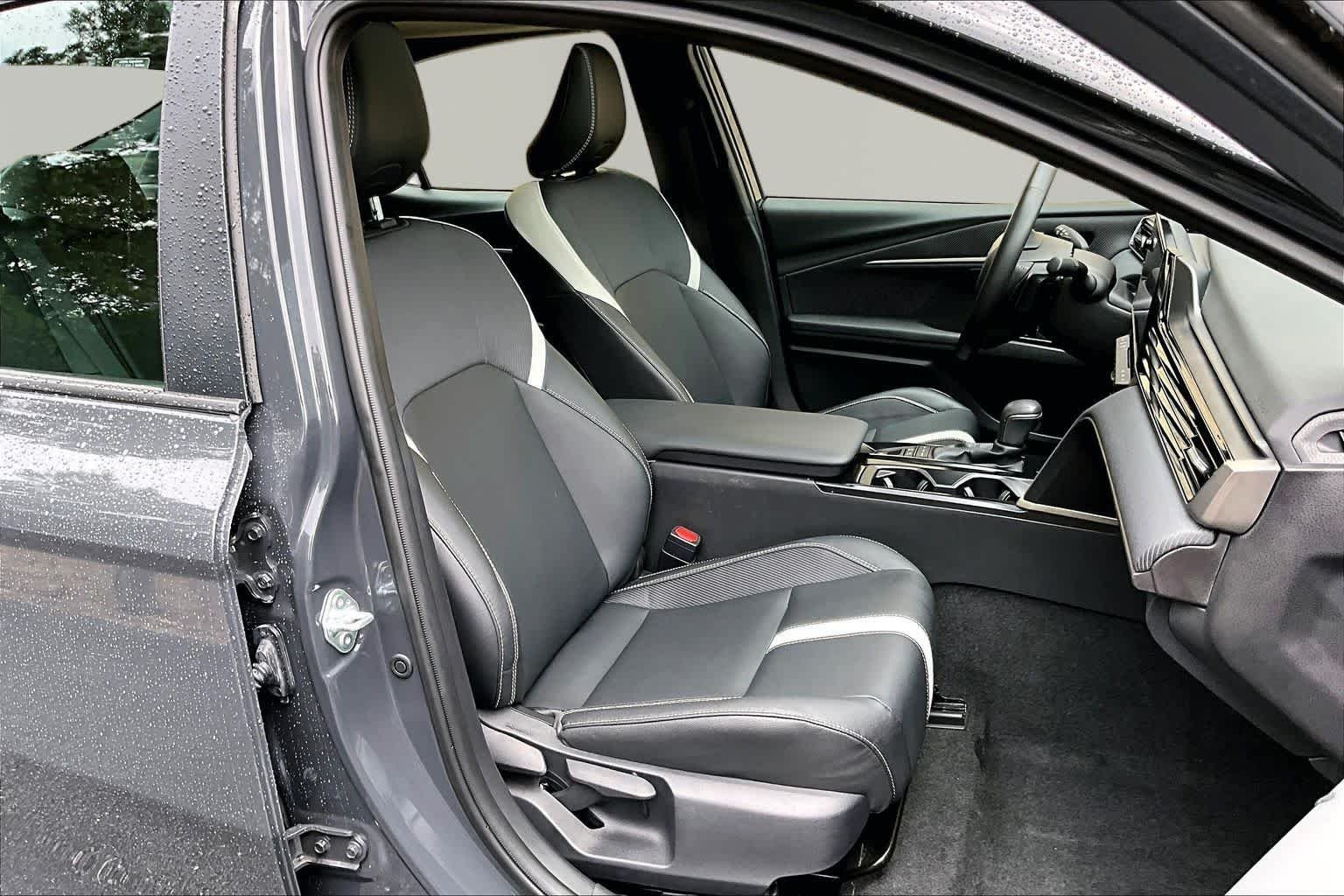 Used 2025 Underground Toyota SE image 9