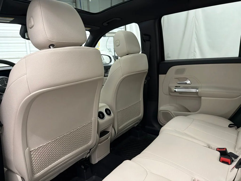 New 2026 Black Mercedes-Benz GLB 250 image 17