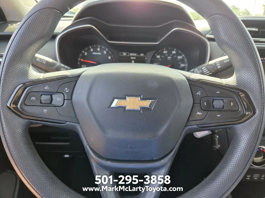 Used 2022 Red Chevrolet LS image 20