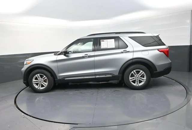 Used 2024 Silver Ford XLT image 6