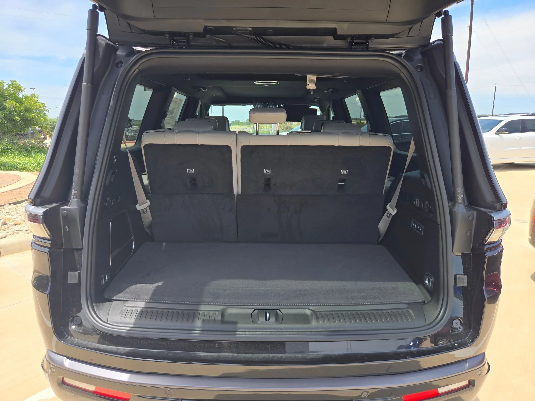 New 2026 High Gloss Black Exterior Paint Jeep  image 22