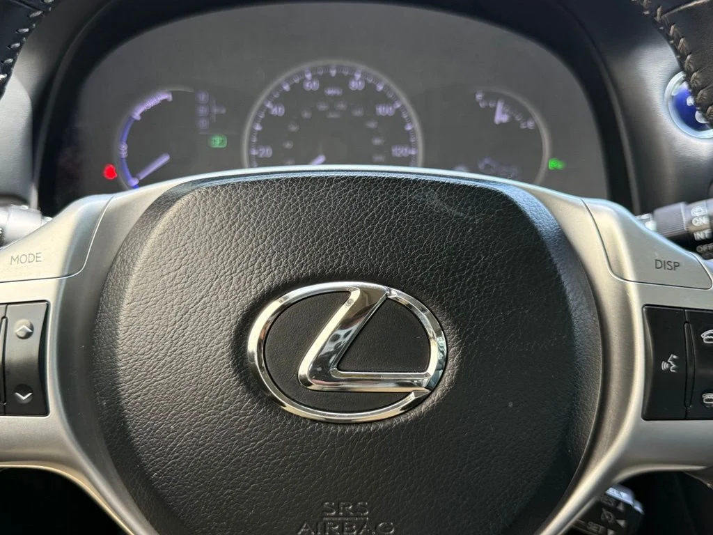 Used 2013 Blue Lexus 200h image 25