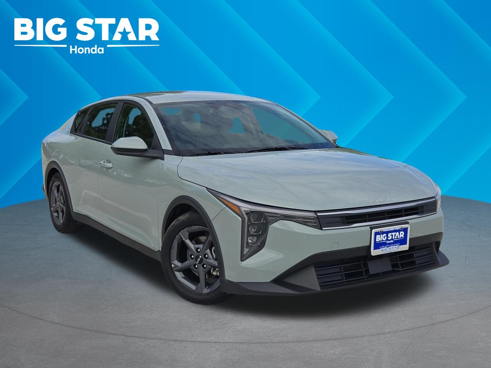 2025 Kia K4 LXS AT's photo