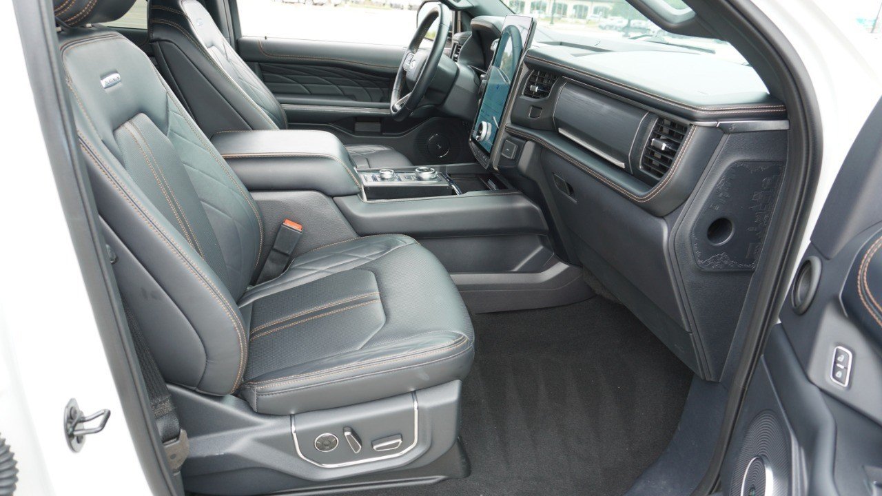 Used 2024 White Ford Platinum image 14