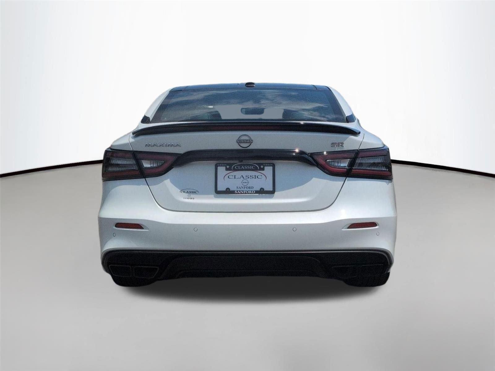 Used 2023  NISSAN SR image 4