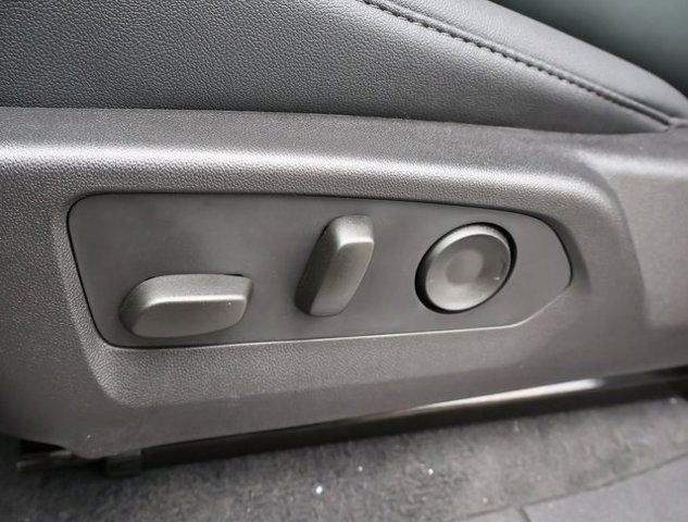 2026 Chevrolet Colorado Trail Boss - Photo 9