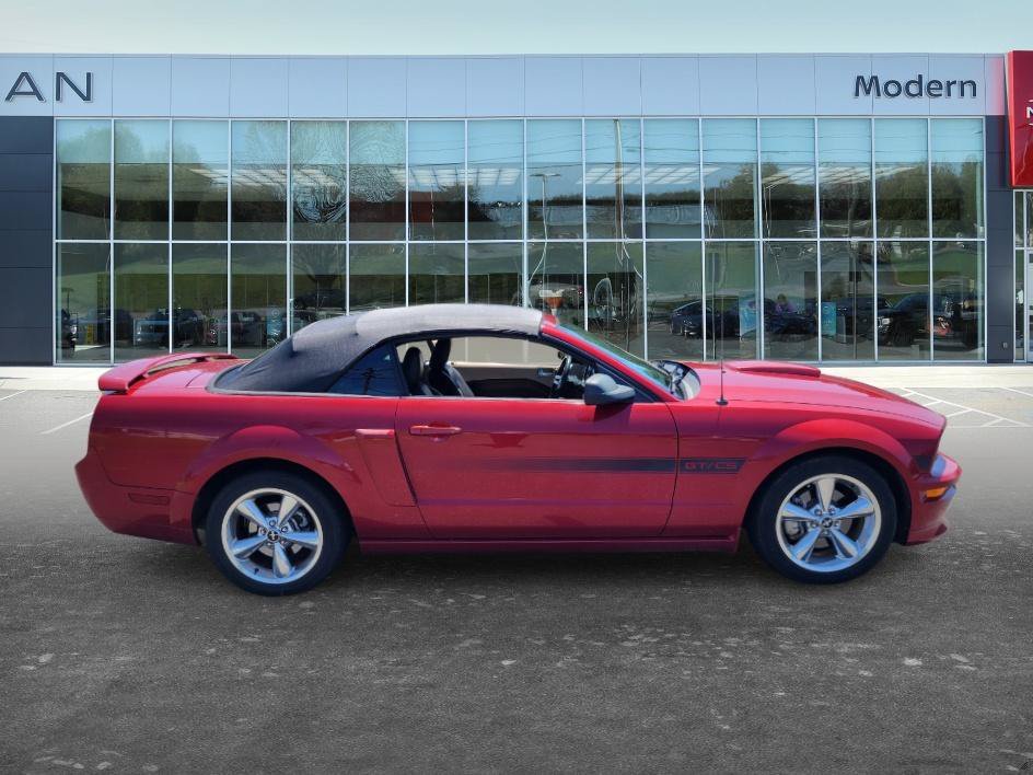 Used 2008 Torch Red Clearcoat Ford GT Premium image 4