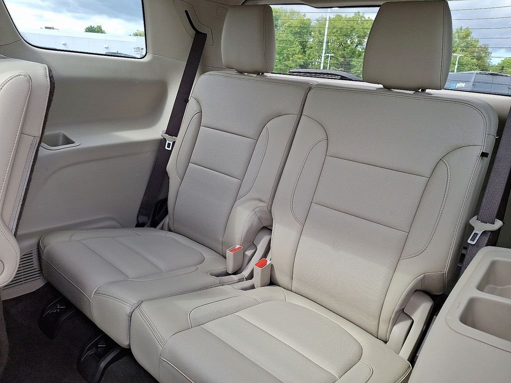 Used 2019 White GMC Denali image 12