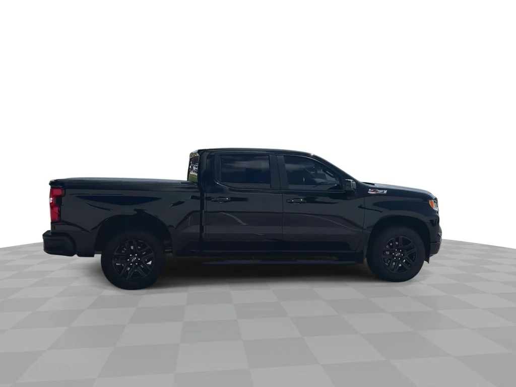 Used 2024 Black Chevrolet RST image 9