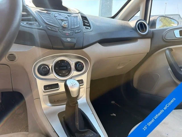 Used 2016 Ingot Silver Ford SE image 10