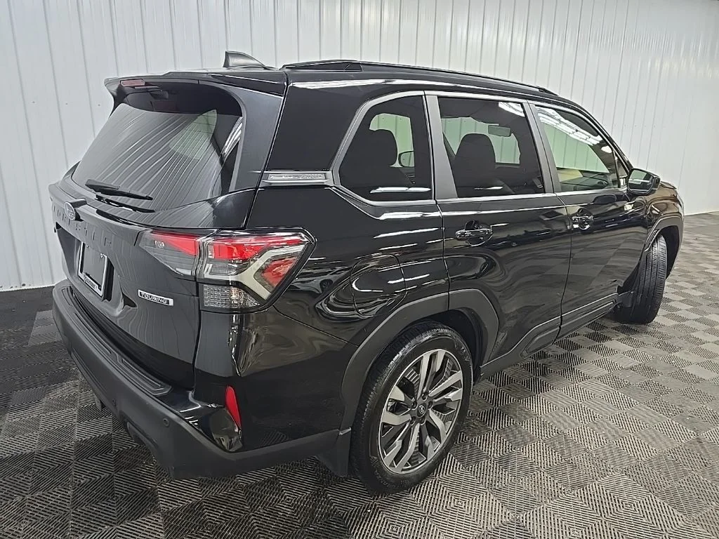 Used 2025 Crystal Black Silica Subaru Touring image 12