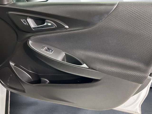 Used 2023 White Chevrolet LT image 15