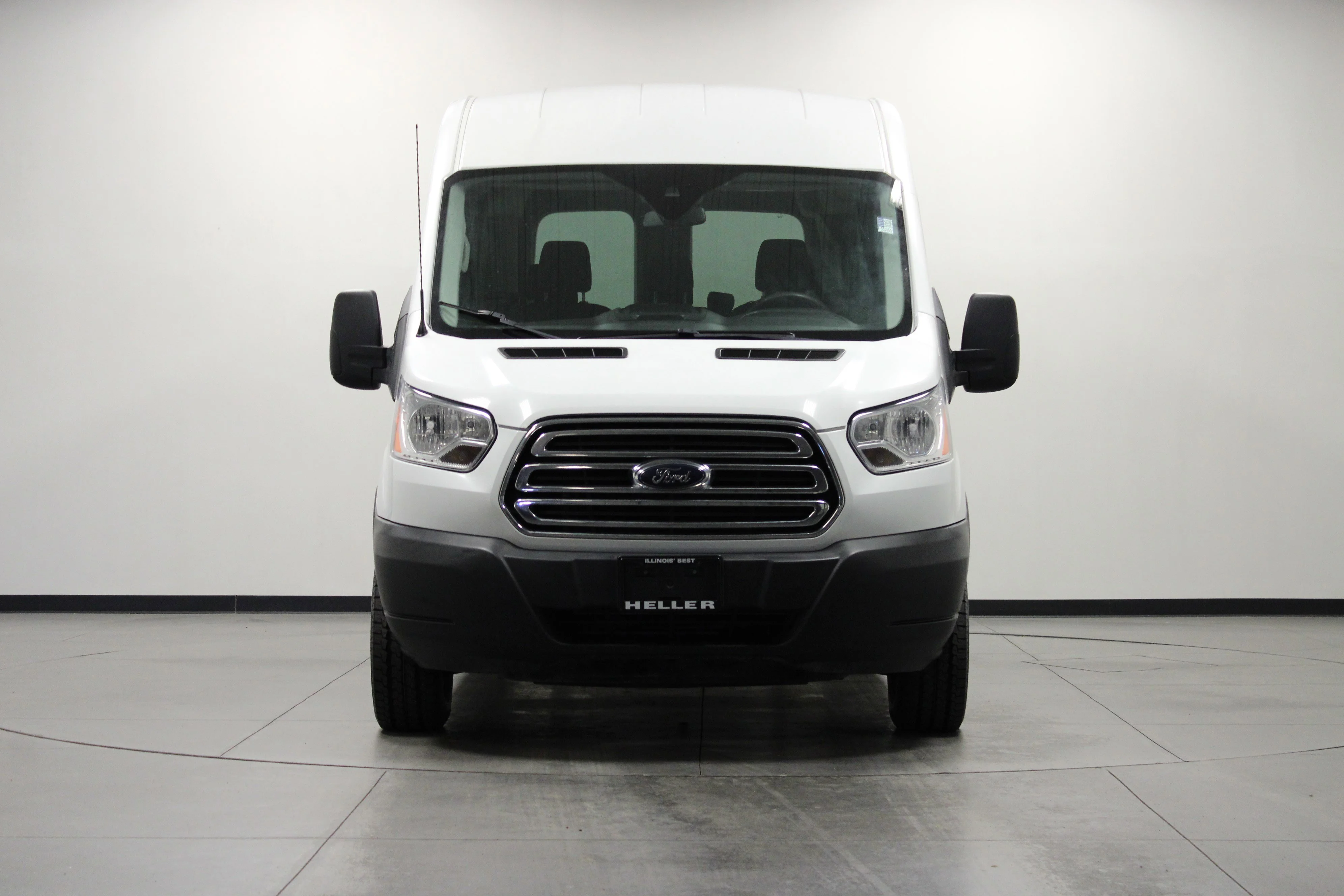 Used 2018 White Ford XLT image 9